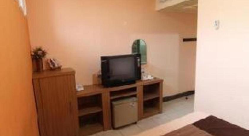 Patria Palace Hotel Blitar Zewnętrze zdjęcie